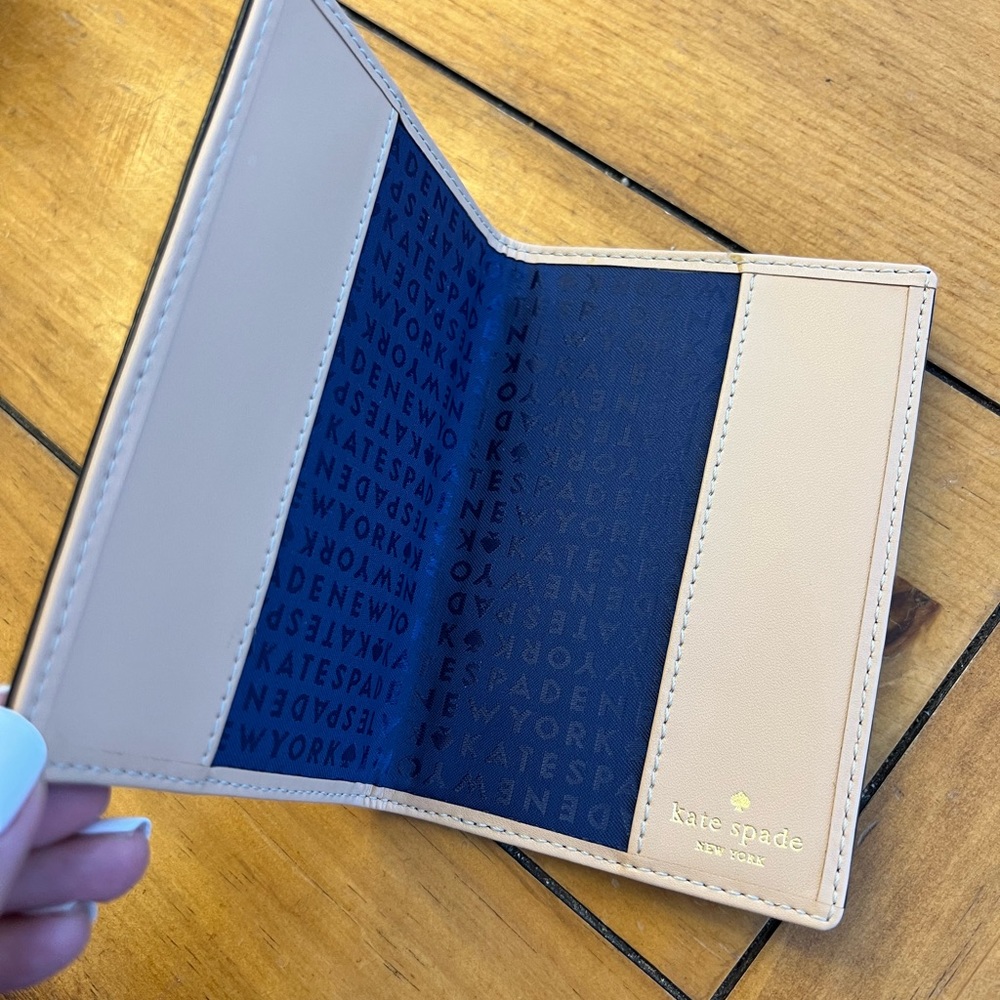 Kate Spade Pebbled Leather Royal Blue Passport Holder - Picture 3 of 7